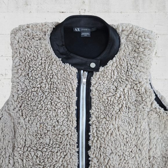 Armani Exchange Tan Black Sherpa Faux Fur Reversible Full Zip Vest Size Medium - Picture 2 of 9